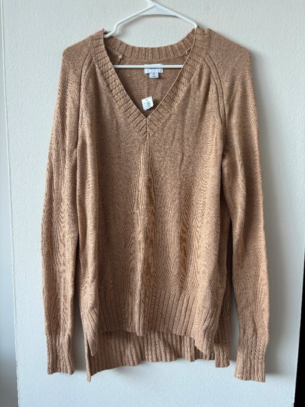 Old Navy V-Neck Tan Cotton Blend V-Neck Sweater - Size M Tall - NWT